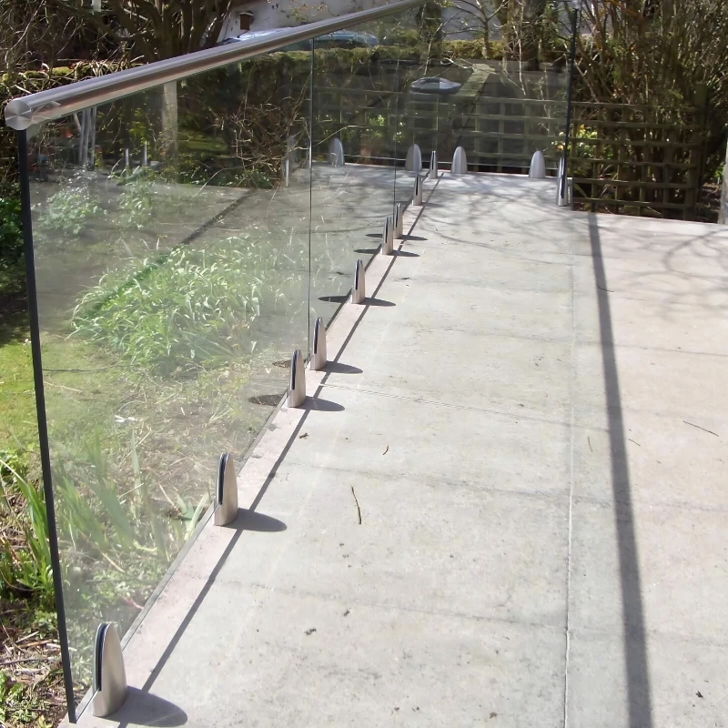 Application of Base Glass Spigot