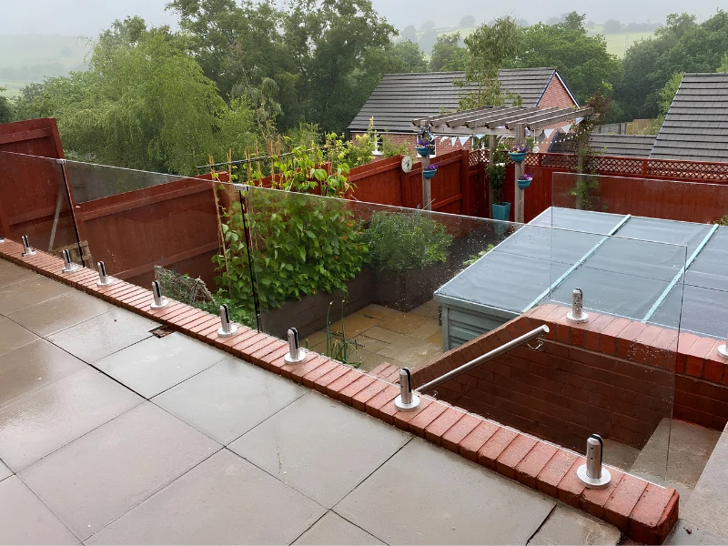Application of Round Base Mount Glass Spigot