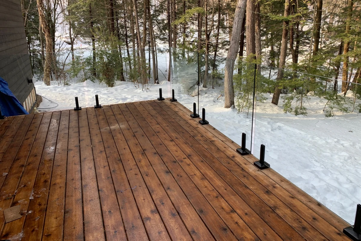 Deck-Mounted Glass Spigots: Specifying a 42-Inch Frameless Railing in 10 mm or 12 mm Glass